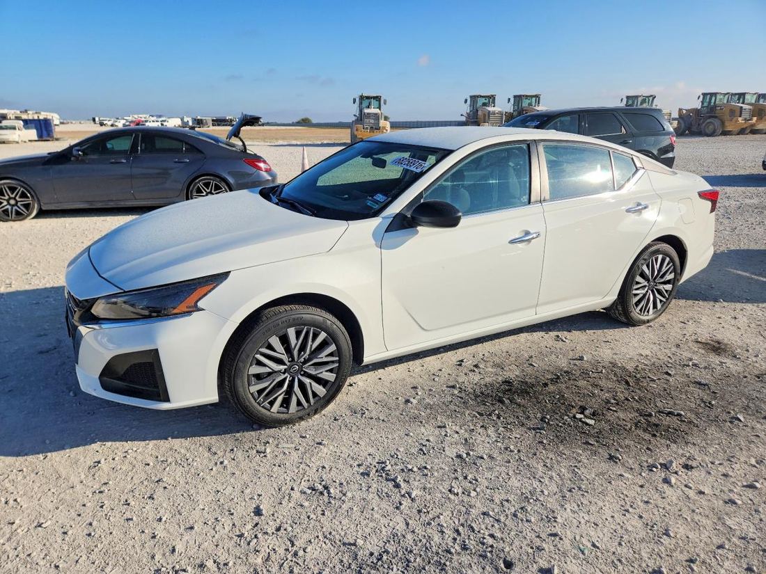 2025 NISSAN ALTIMA