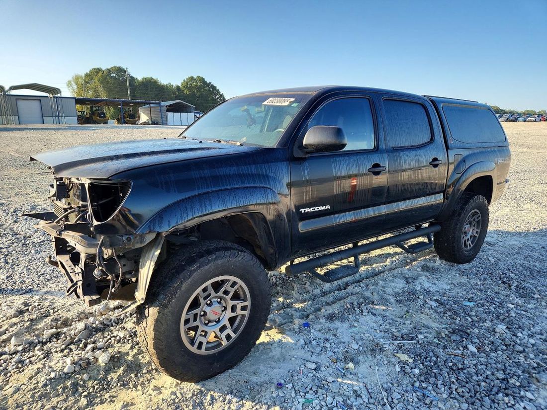 2015 TOYOTA TACOMA
