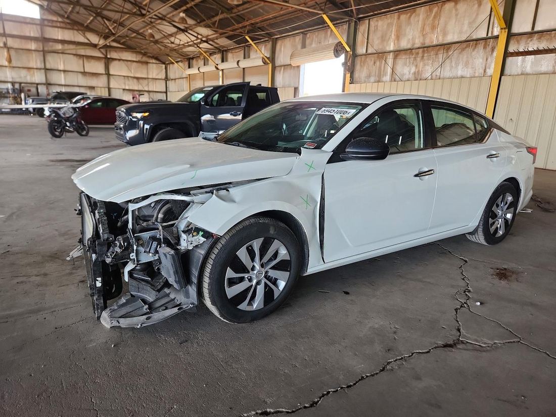 2024 NISSAN ALTIMA