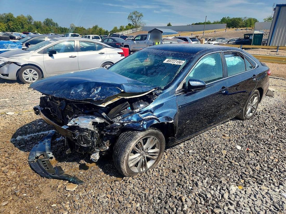 2017 TOYOTA CAMRY