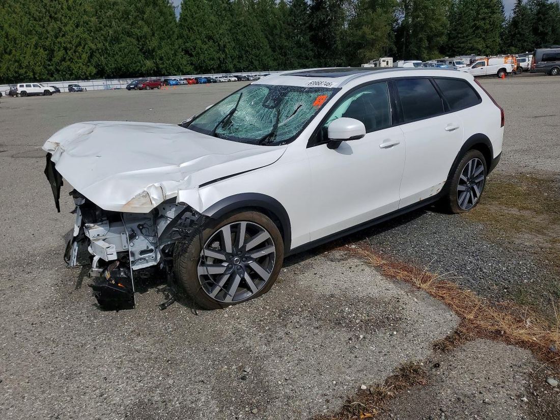 2024 VOLVO V90 CROSS COUNTRY