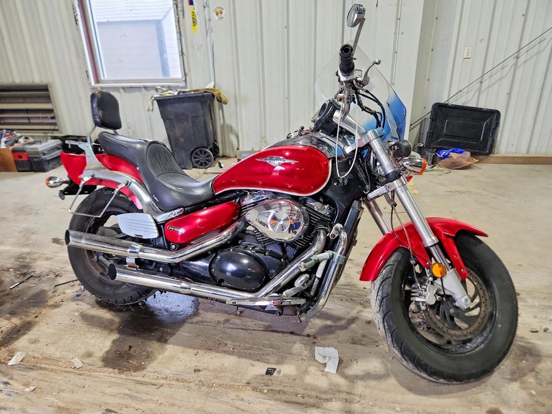 2005 SUZUKI M50
