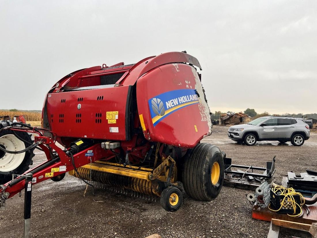 2021 NEWHOLLAND RB 560