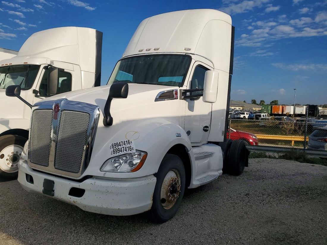 2015 KENWORTH T680