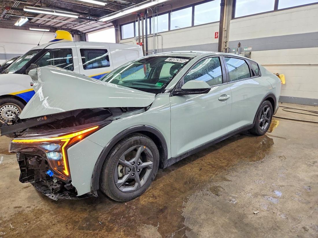 2025 KIA K4