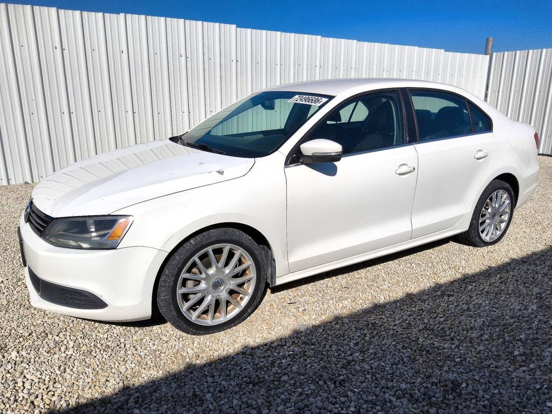 2013 VOLKSWAGEN JETTA