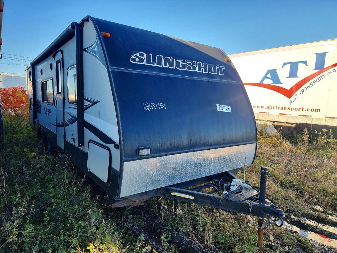 2013 CROSS ROADS RECREATIONAL VEHICLE (RV)
