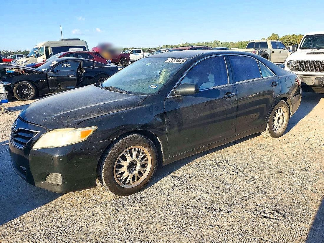 2010 TOYOTA CAMRY