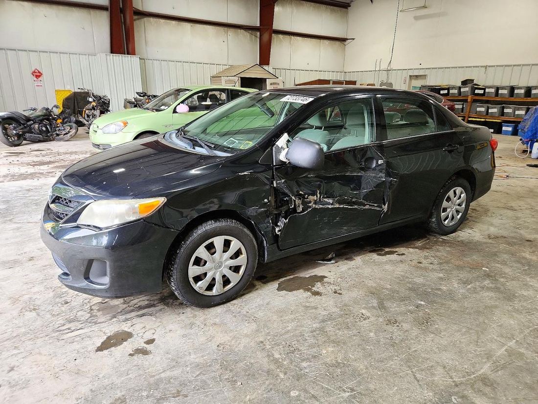 2011 TOYOTA COROLLA