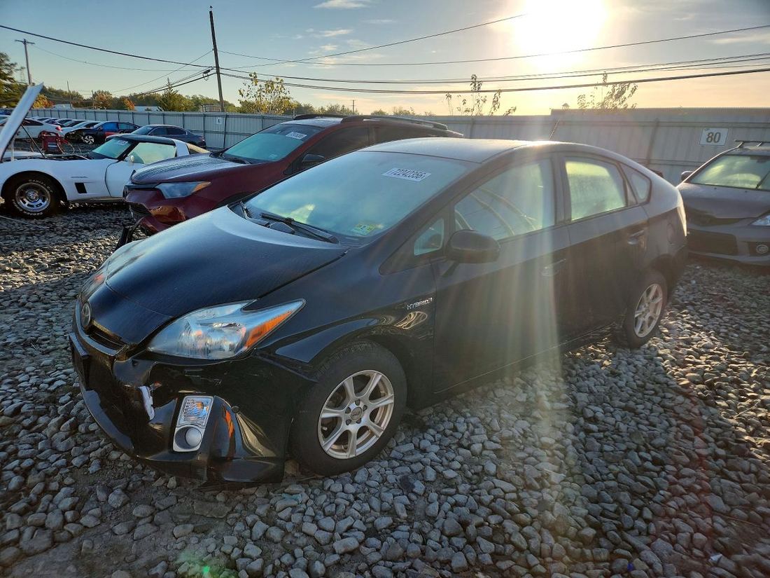 2011 TOYOTA PRIUS