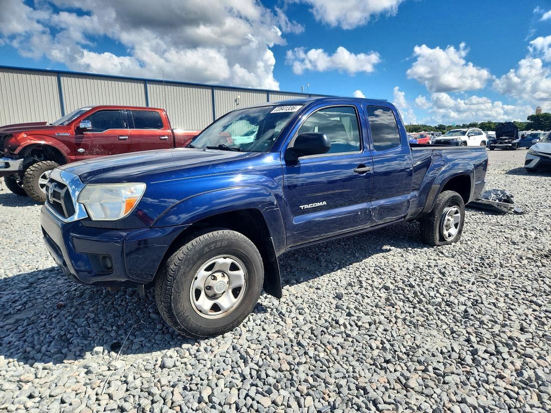 2013 TOYOTA TACOMA