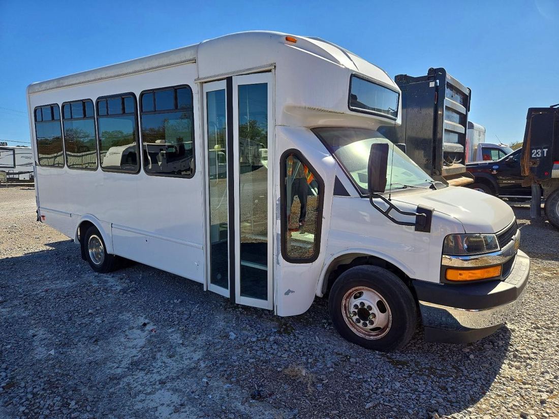 2022 CHEVROLET EXPRESS