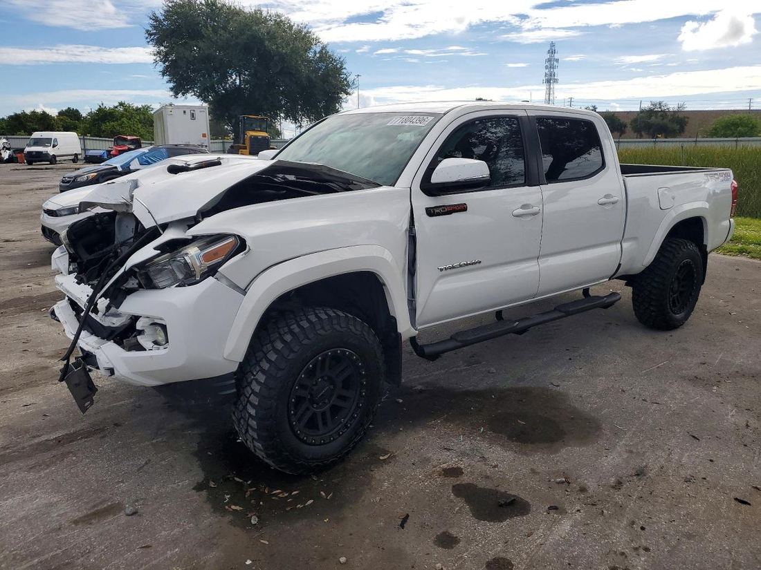 2017 TOYOTA TACOMA
