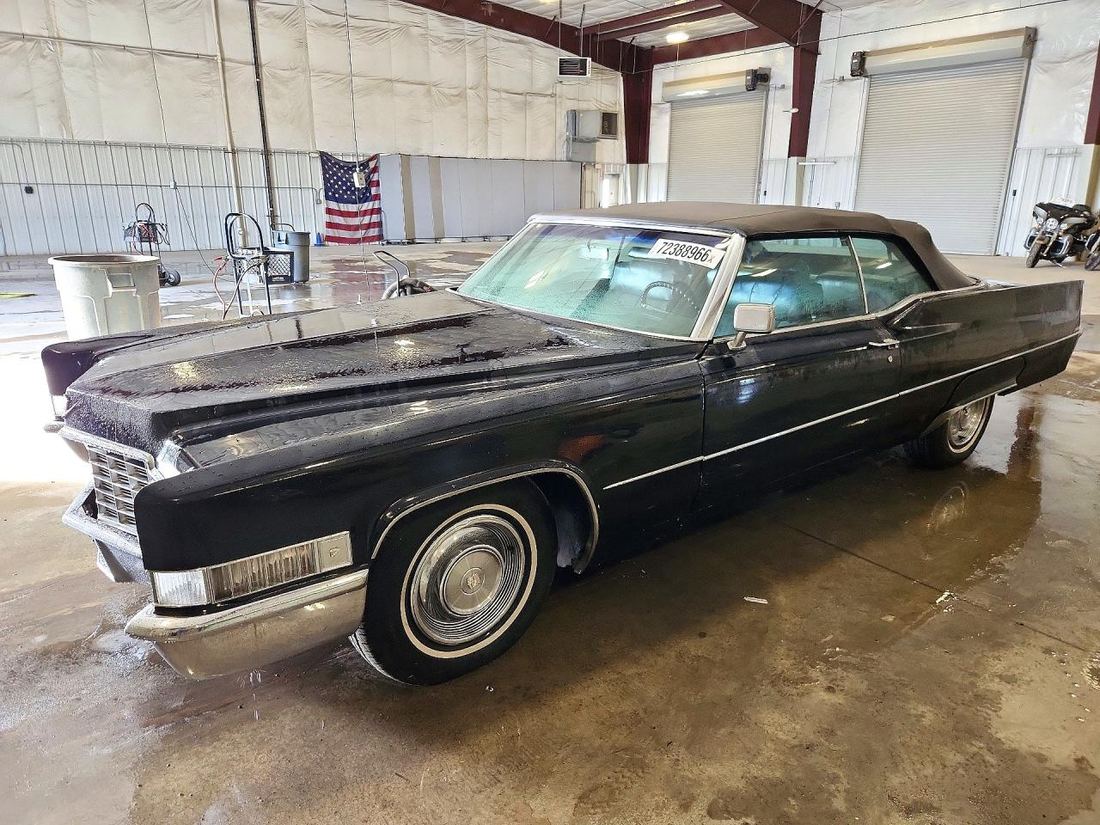 1981 CADILLAC DEVILLE