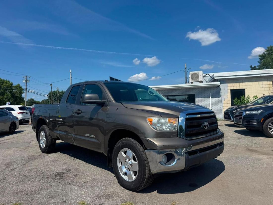 2012 TOYOTA TUNDRA