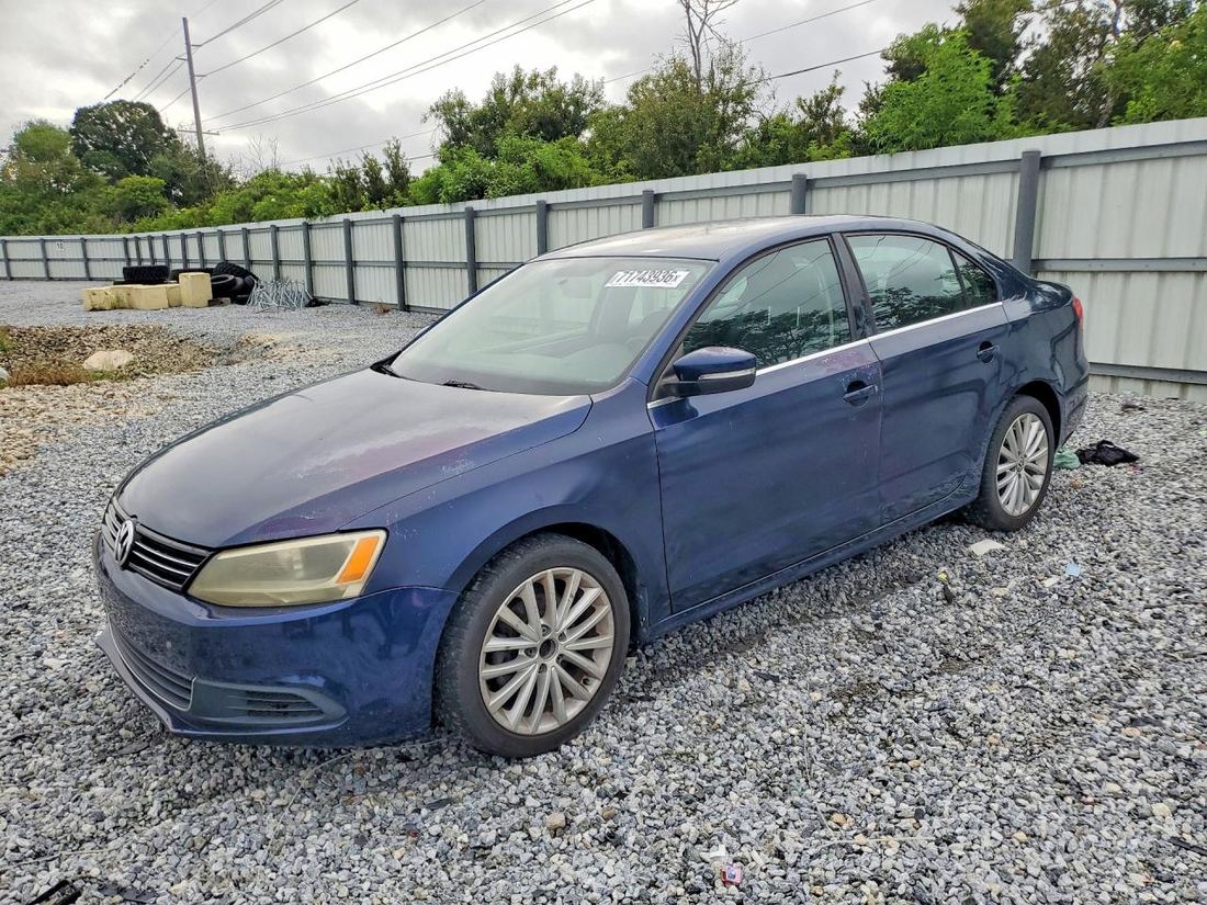 2013 VOLKSWAGEN JETTA