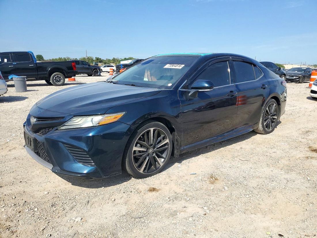 2019 TOYOTA CAMRY
