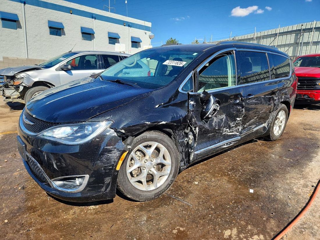 2018 CHRYSLER PACIFICA