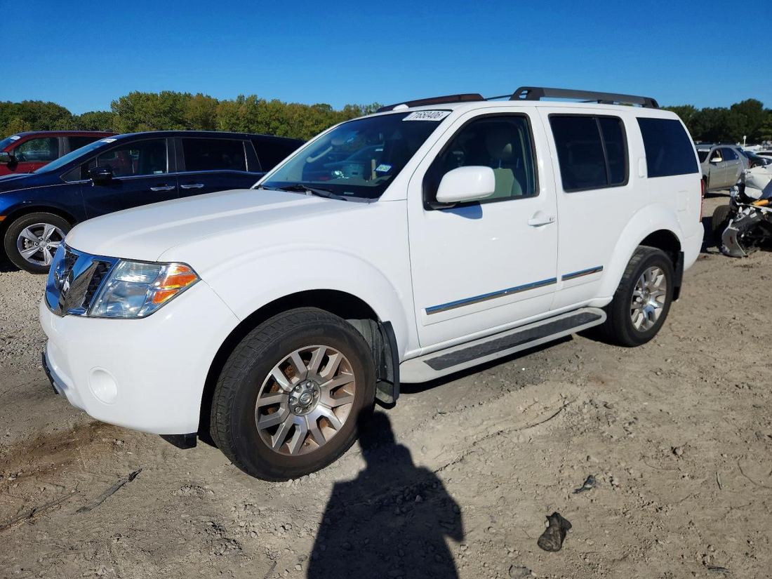 2011 NISSAN PATHFINDER