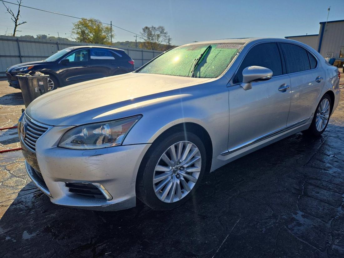 2013 LEXUS LS