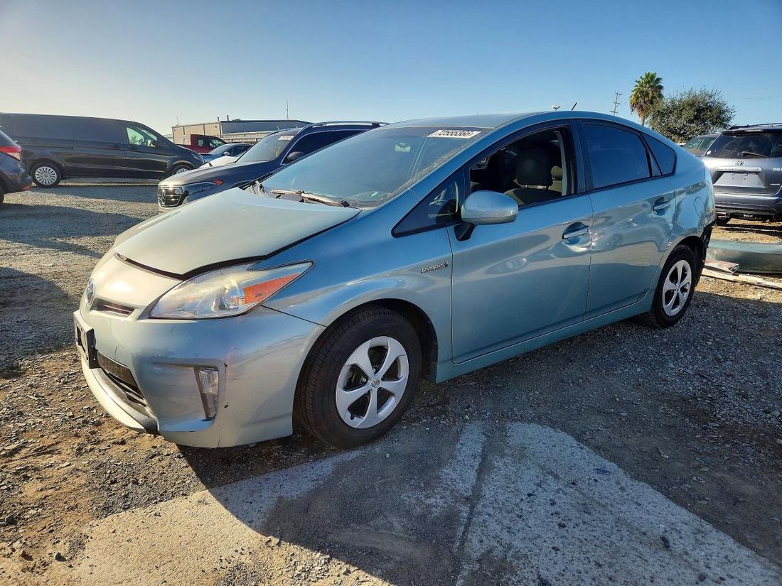 2013 TOYOTA PRIUS