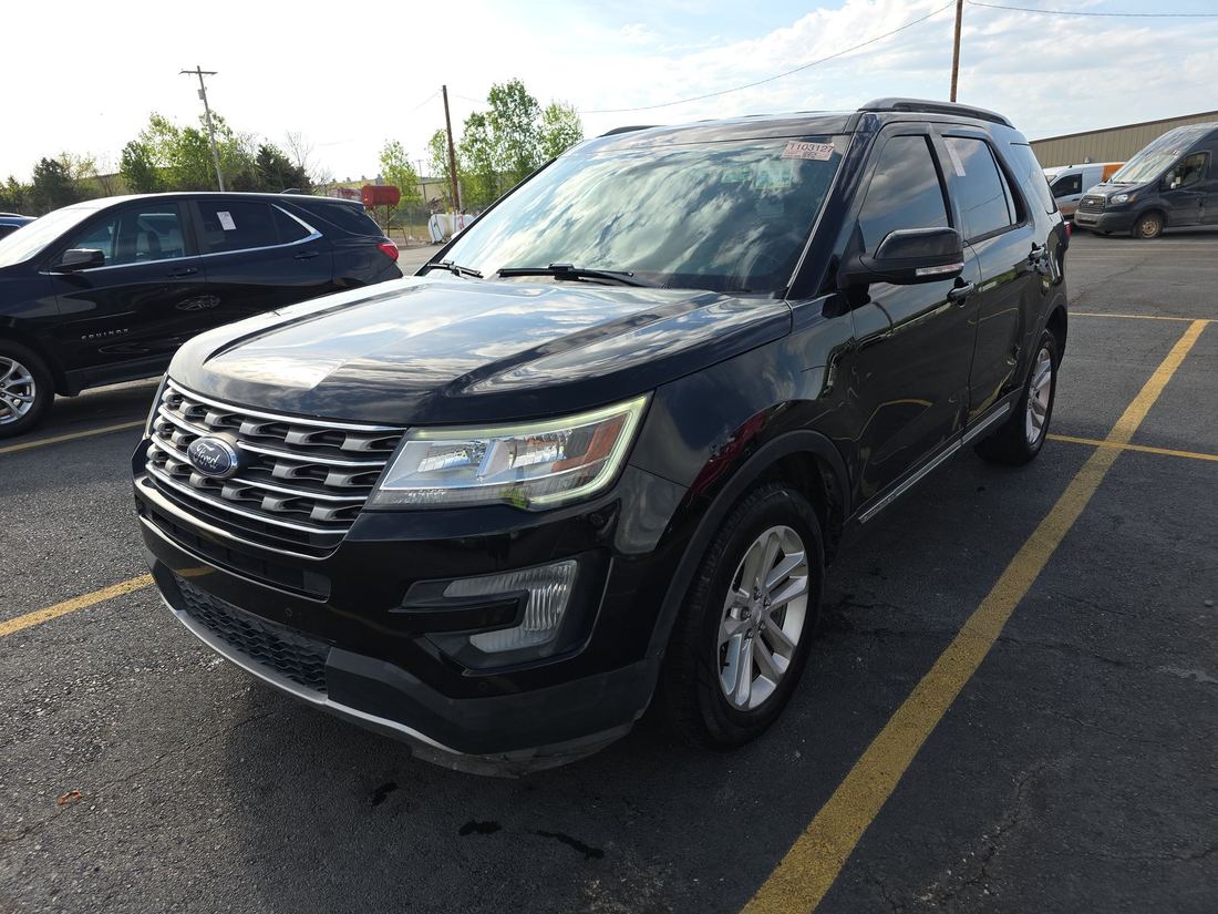 2017 FORD XLT