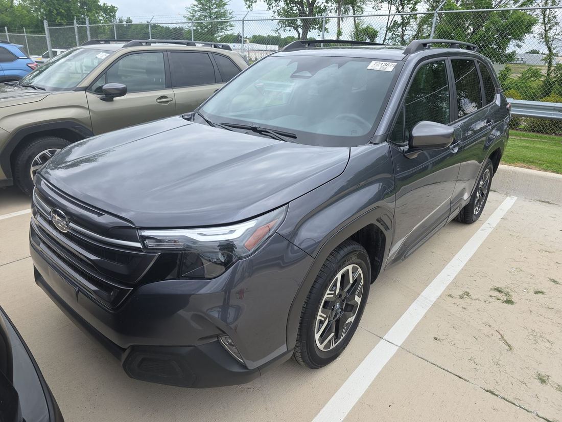 2025 SUBARU Premium
