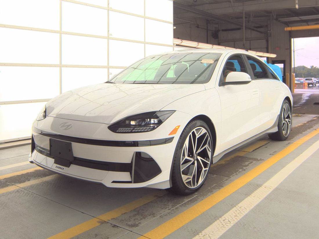 2024 HYUNDAI SEL