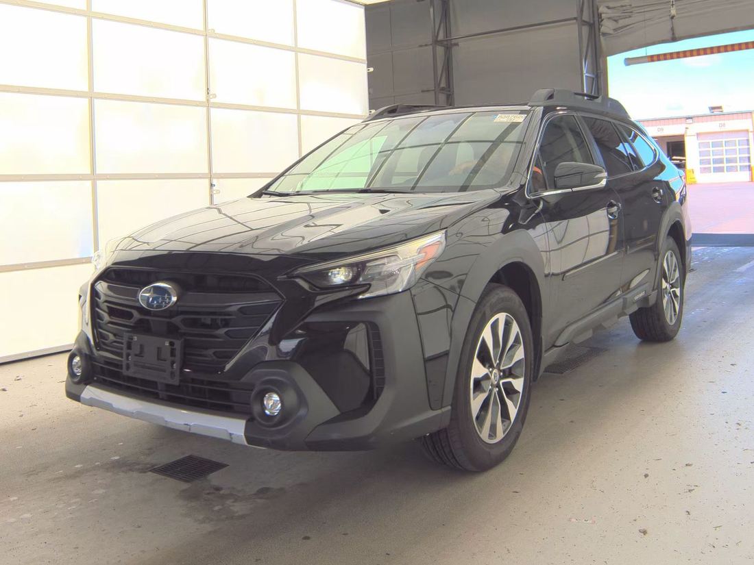 2023 SUBARU Limited
