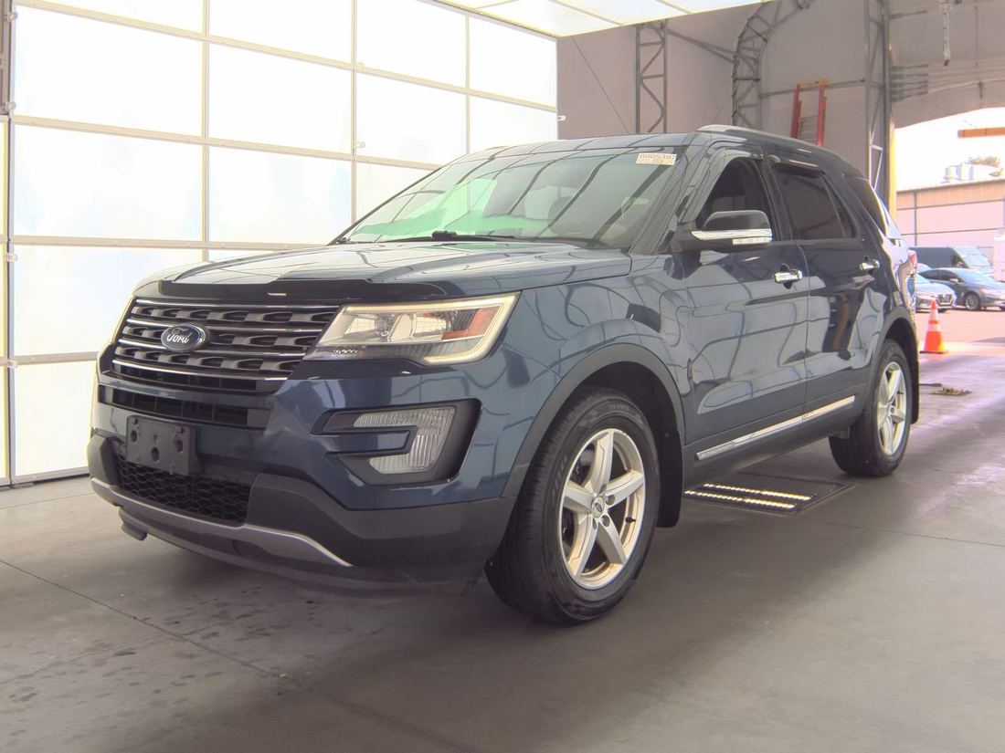 2017 FORD XLT