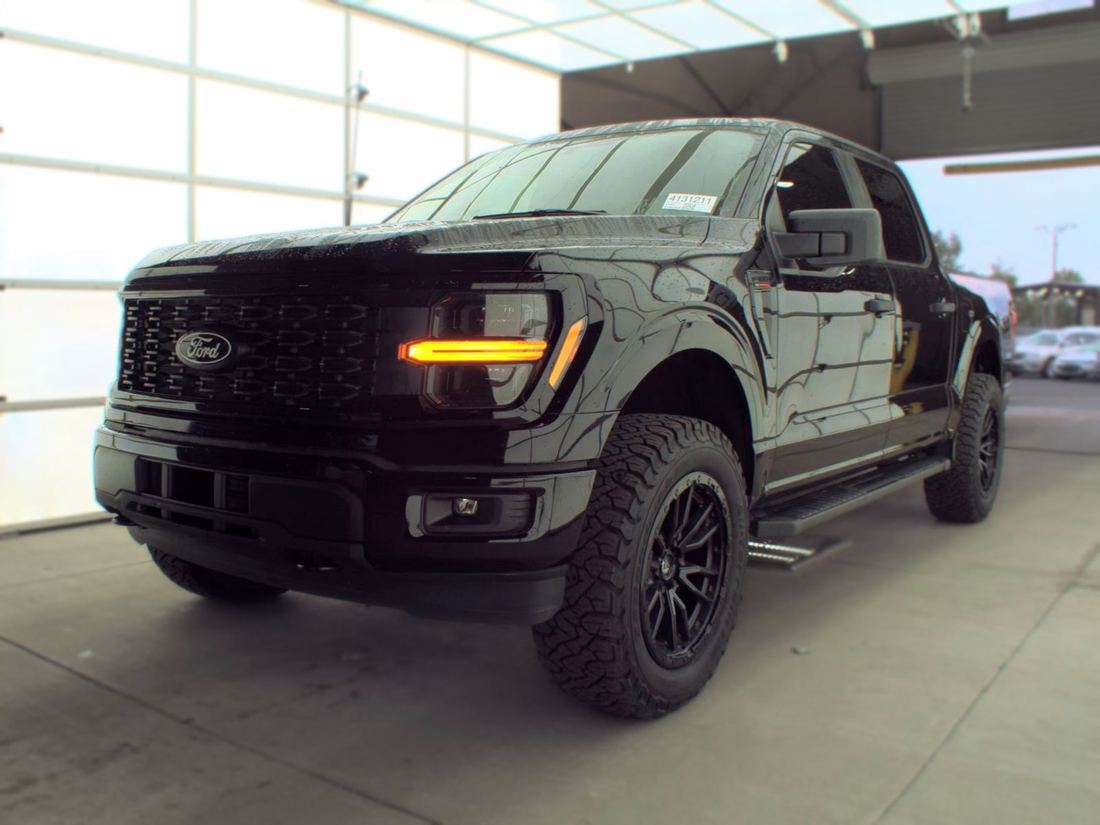 2024 FORD STX