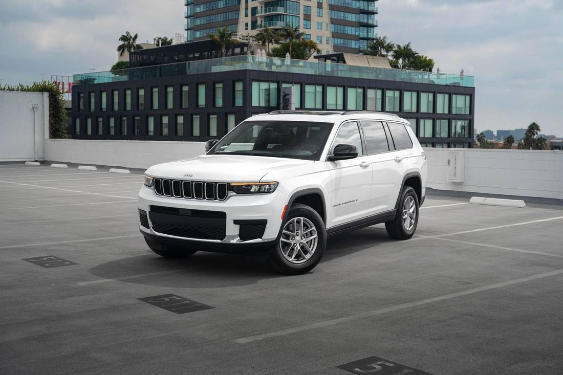 2024 Jeep WL