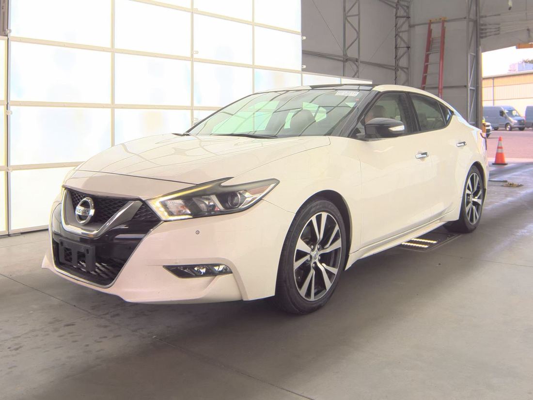 2017 NISSAN Maxima