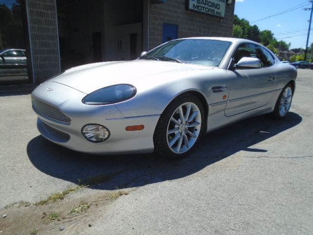 2001 Aston Martin Vantage