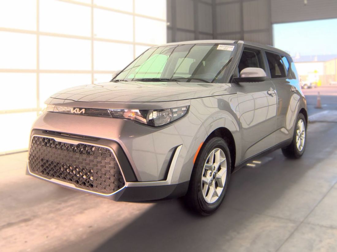 2025 KIA LX, S