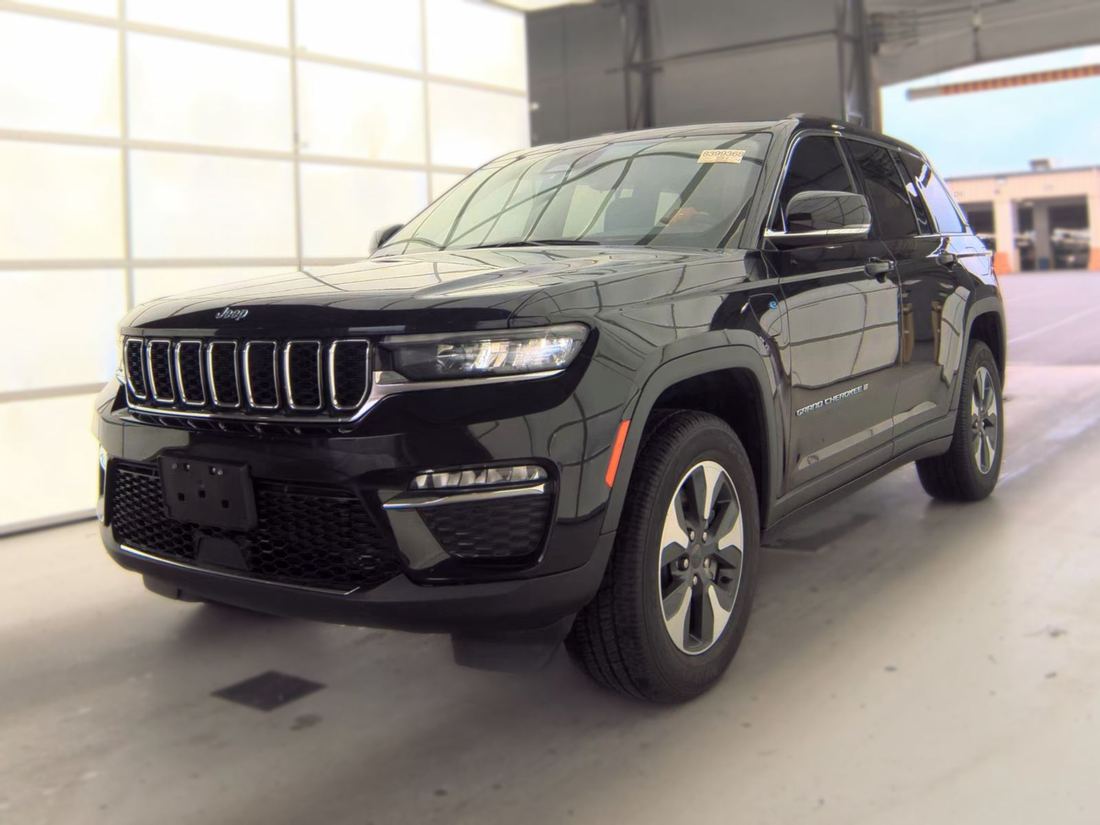 2023 JEEP 4XE