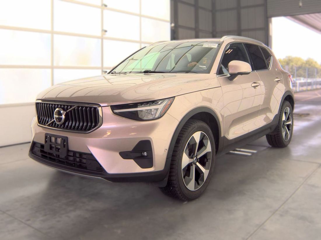 2024 Volvo Plus Bright