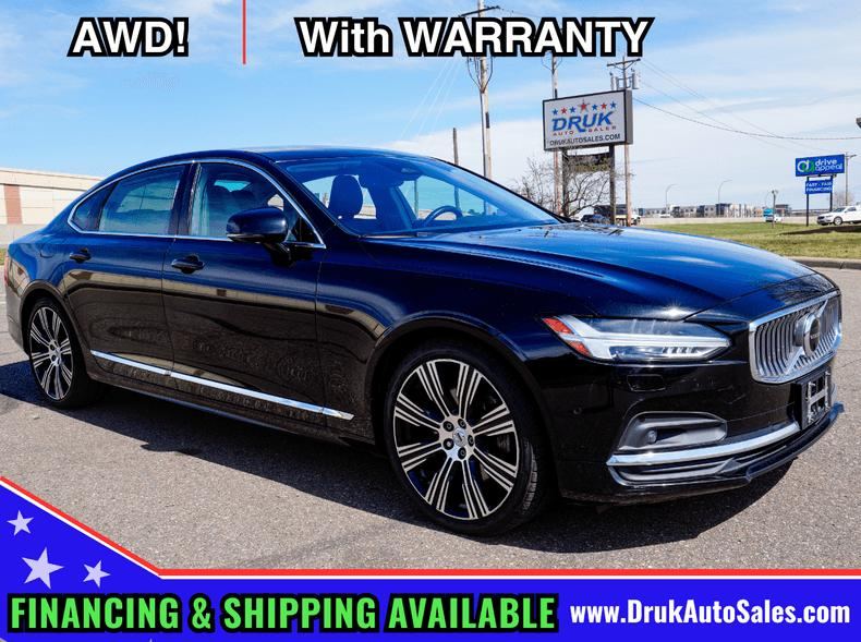 2023 Volvo Ultimate Bright with Climate