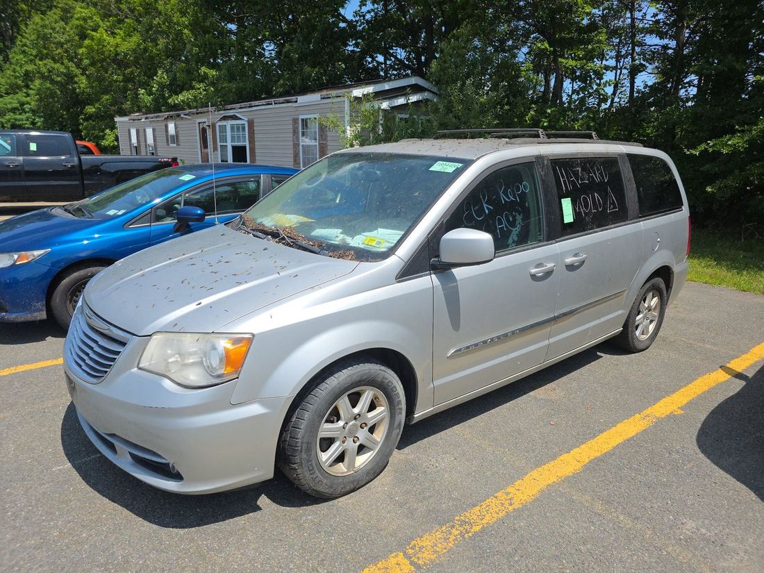 2012 CHRYSLER Touring