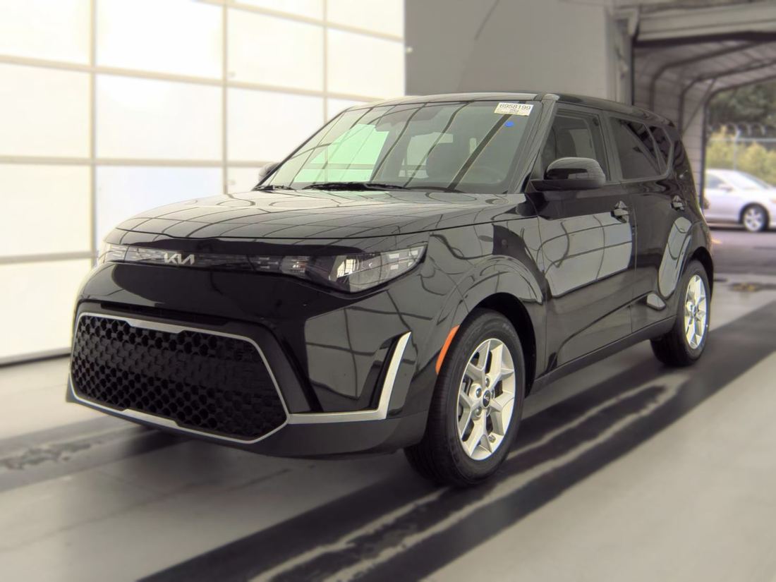 2025 KIA LX, S
