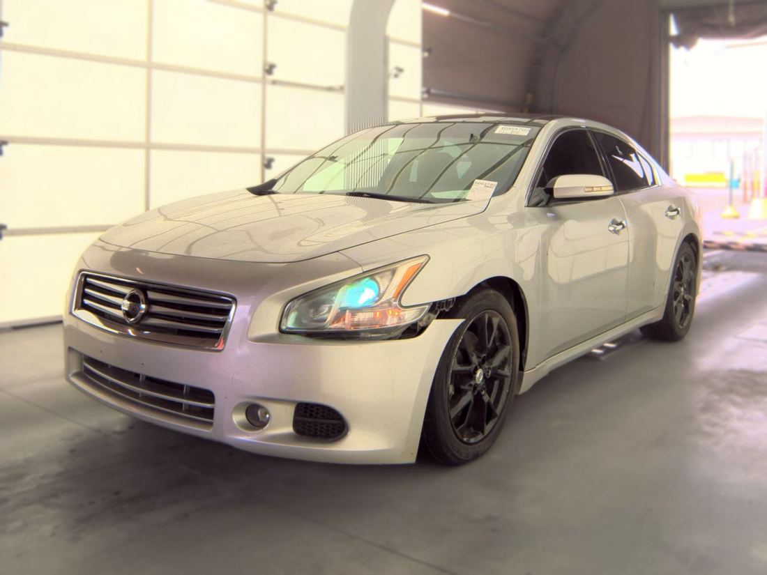 2014 NISSAN Maxima