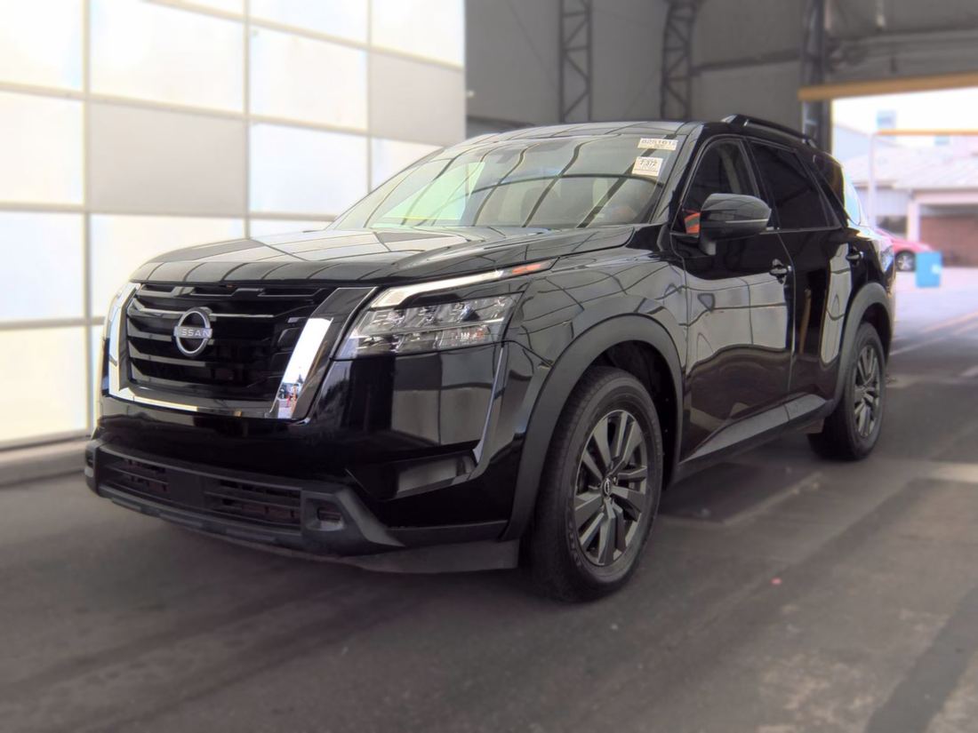 2022 NISSAN SV