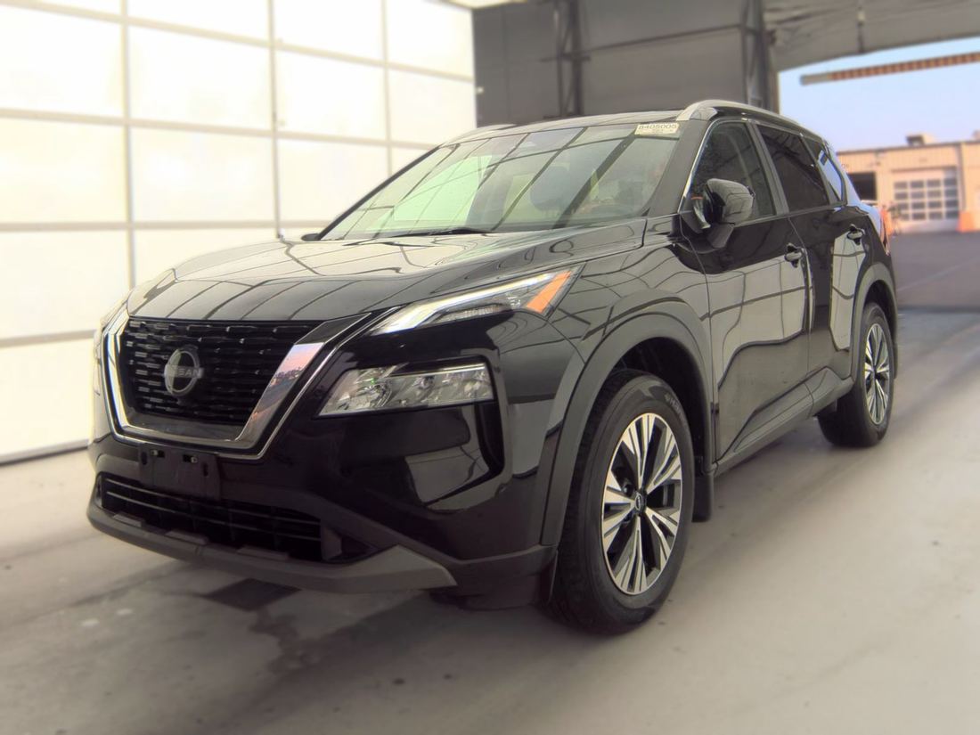 2023 NISSAN SV