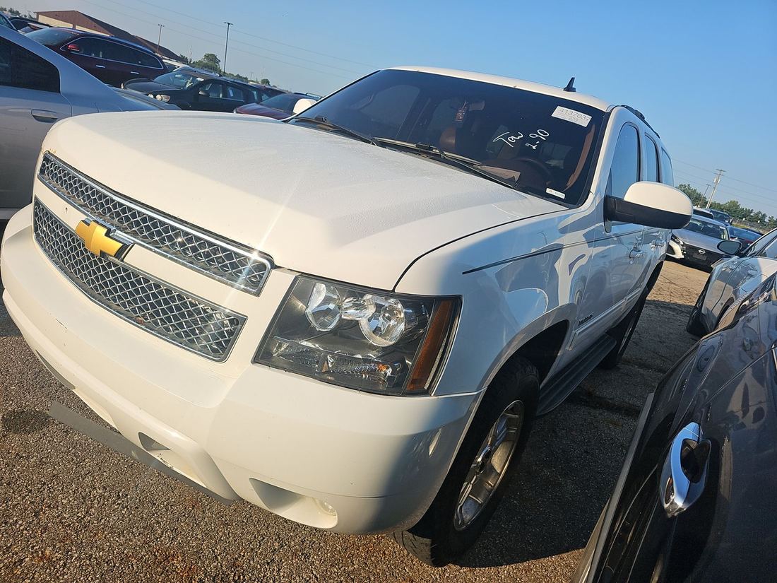 2011 CHEVROLET 1/2 ton