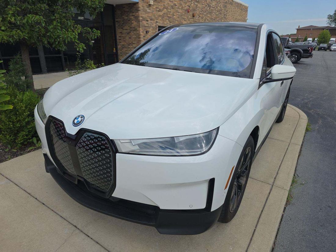 2024 BMW xDrive50