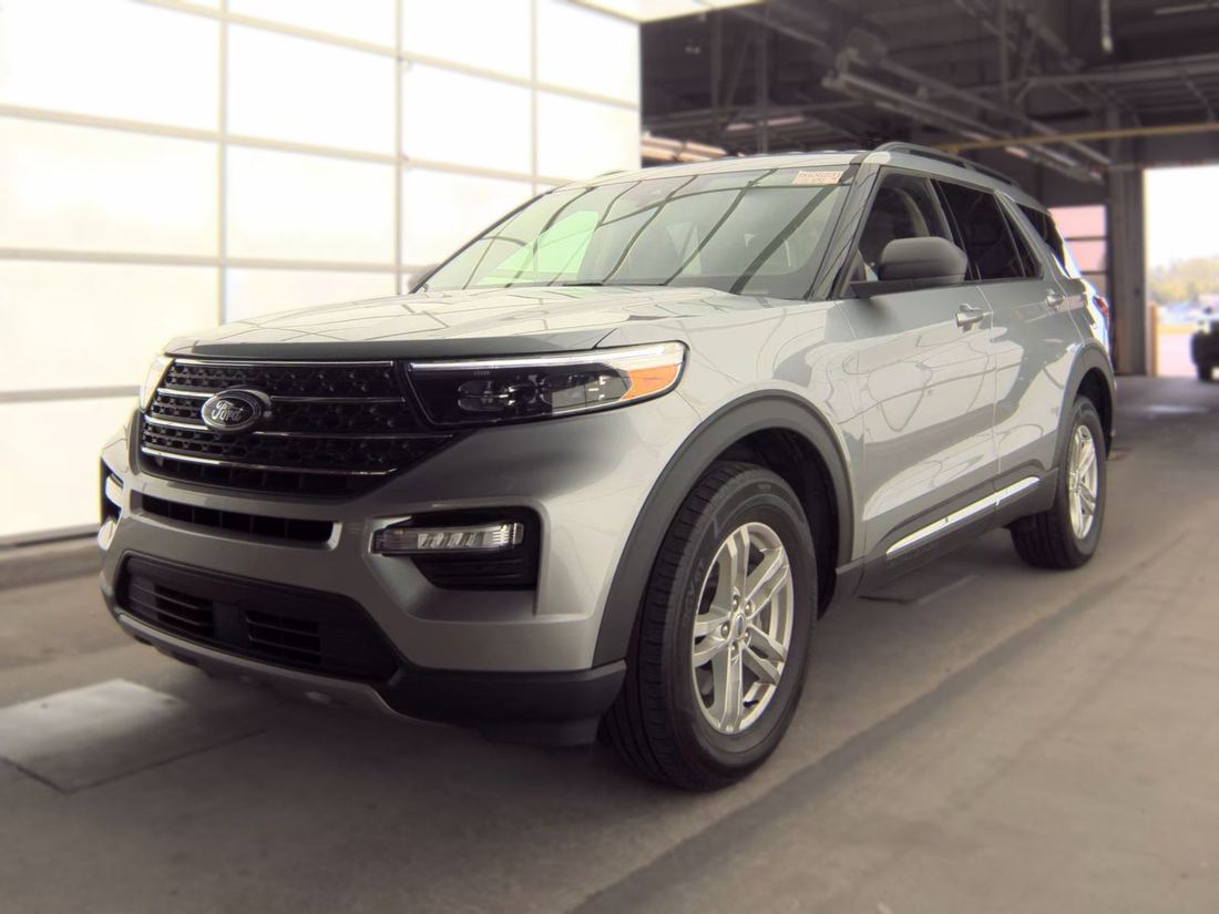 2023 FORD XLT