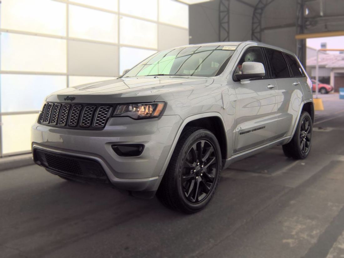 2021 JEEP Laredo