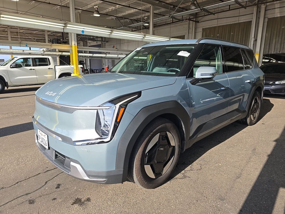 2024 KIA Wind