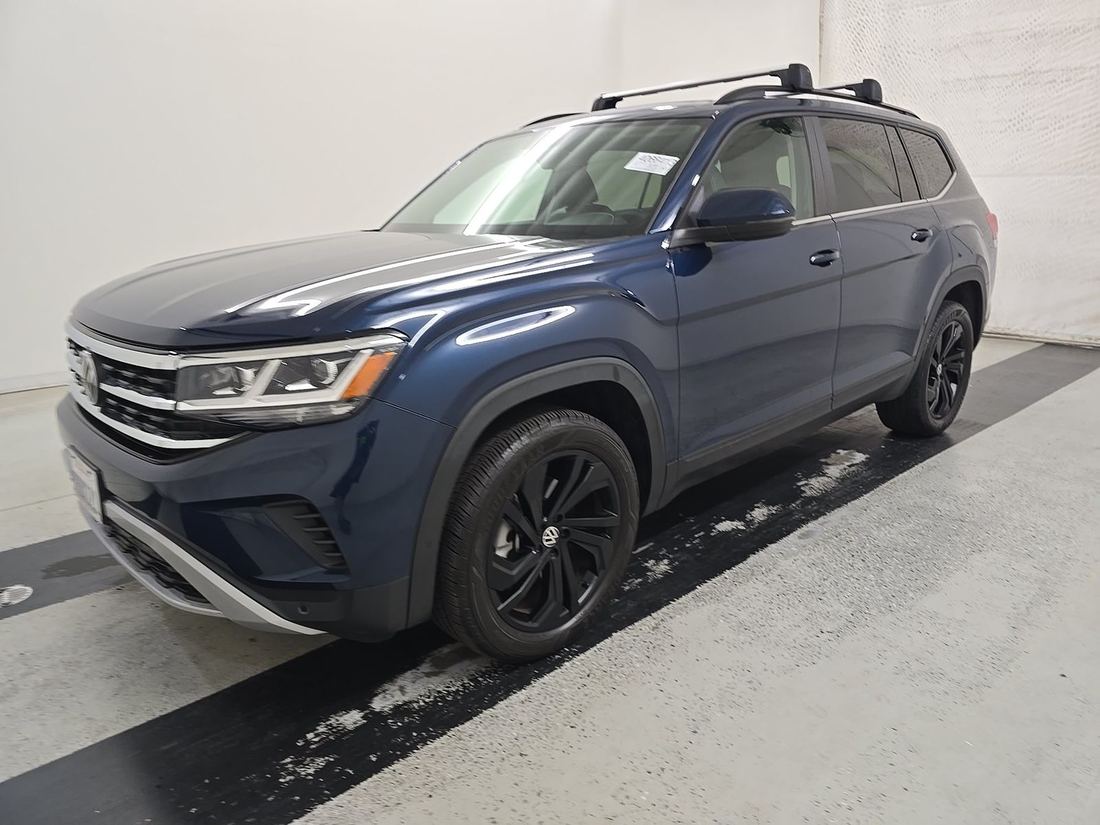 2023 VOLKSWAGEN SE w/ Tech w/ Sunroof Pkg