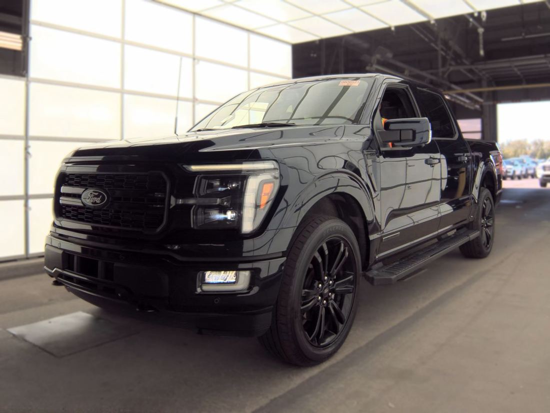 2024 FORD Lariat